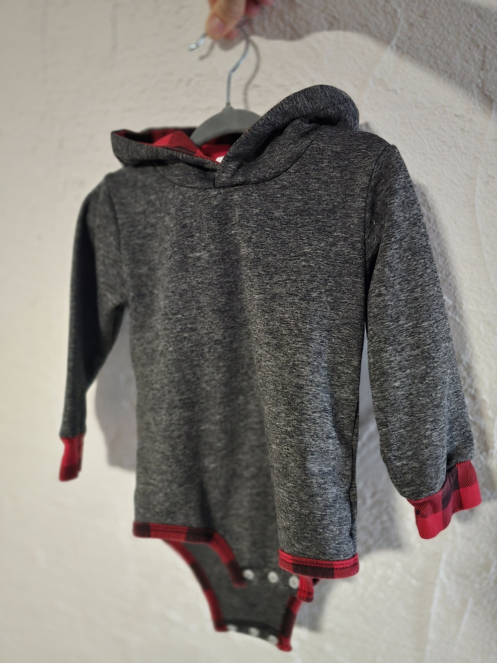 Gray & Red Hooded Baby Bodysuit - Kids Shirt & Top